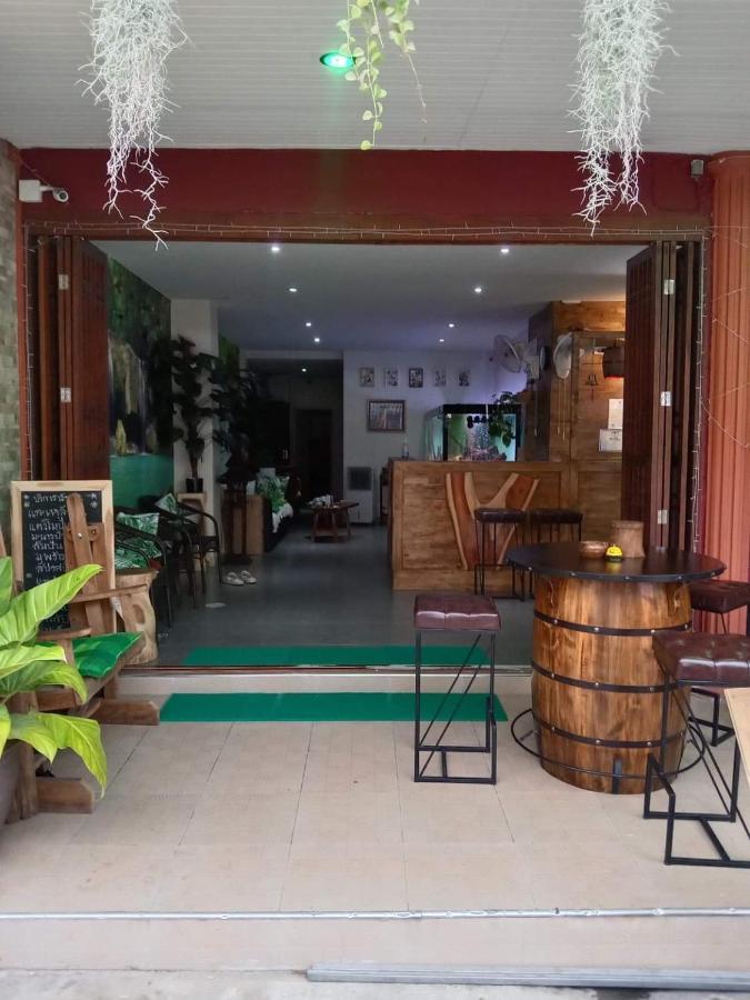 七岩 Ban Por Fai酒店 外观 照片